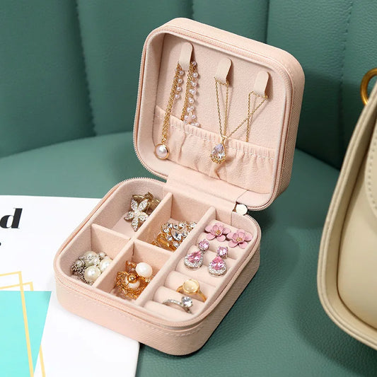 Portable Mini Leather Jewellery Organizer (Random Color)