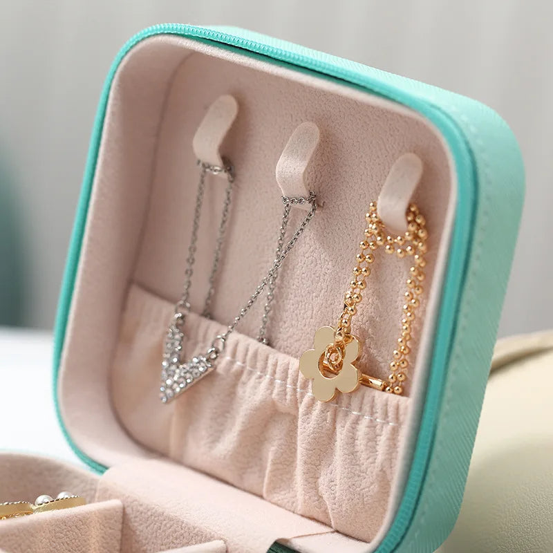 Portable Mini Leather Jewellery Organizer (Random Color)