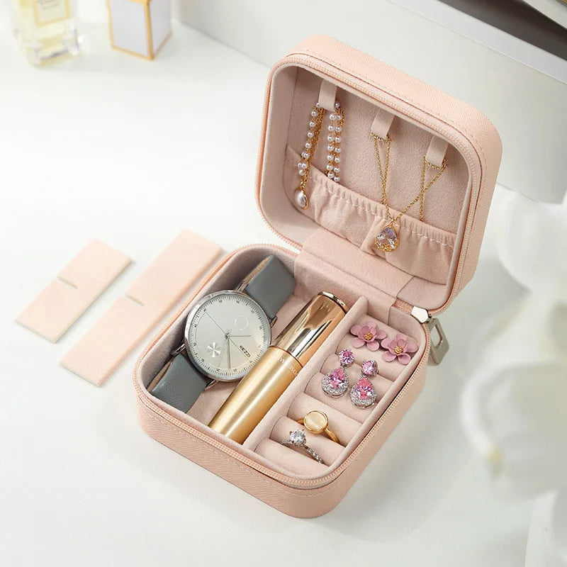 Portable Mini Leather Jewellery Organizer (Random Color)